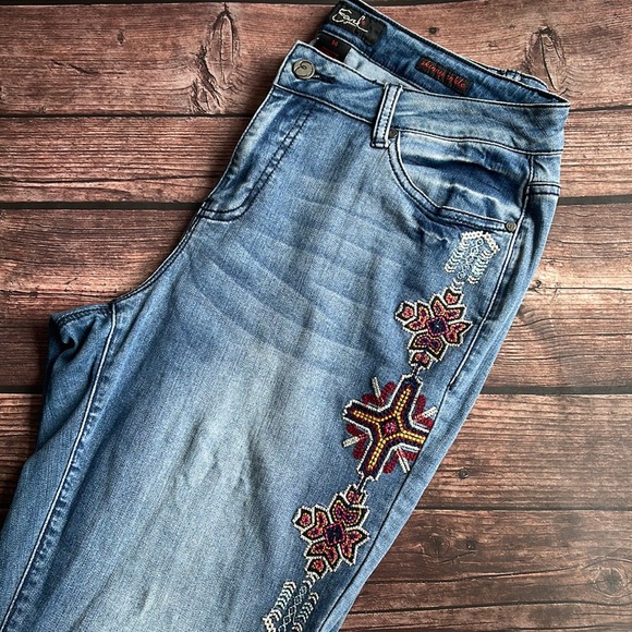 EARL JEANS | Embroidered skinny ankle jeans - Picture 3 of 10